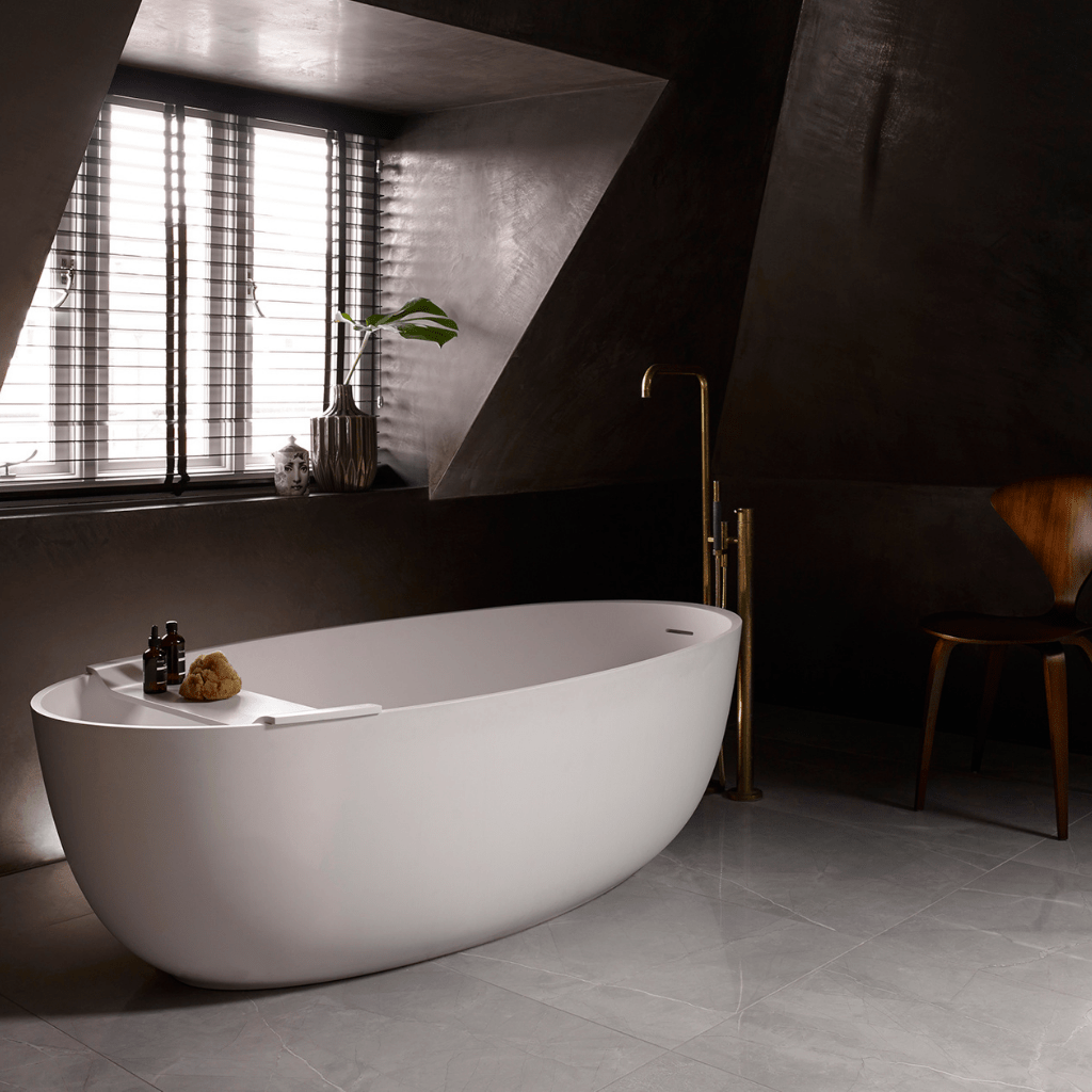 Not Only White | Loop Freestanding Bathtub - U S H I Not Only White